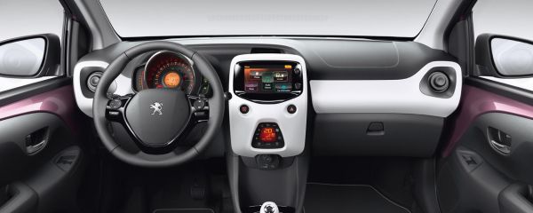 Peugeot 108 - Automatic | Open 4